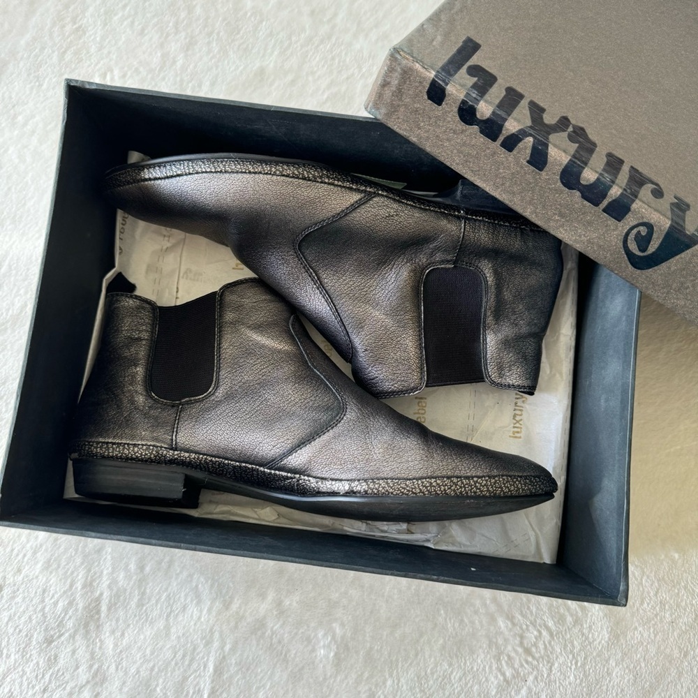 Luxury Rebel Panther Short Boots Size 38